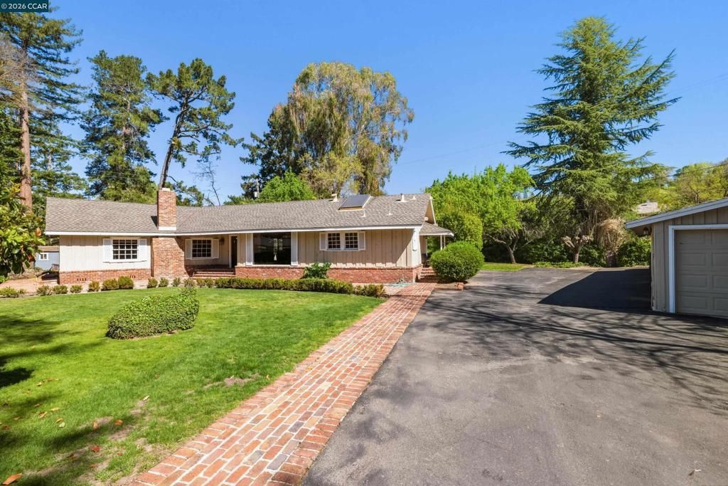 1370 Pine Tree Dr, Alamo, CA 94507 Main Photo