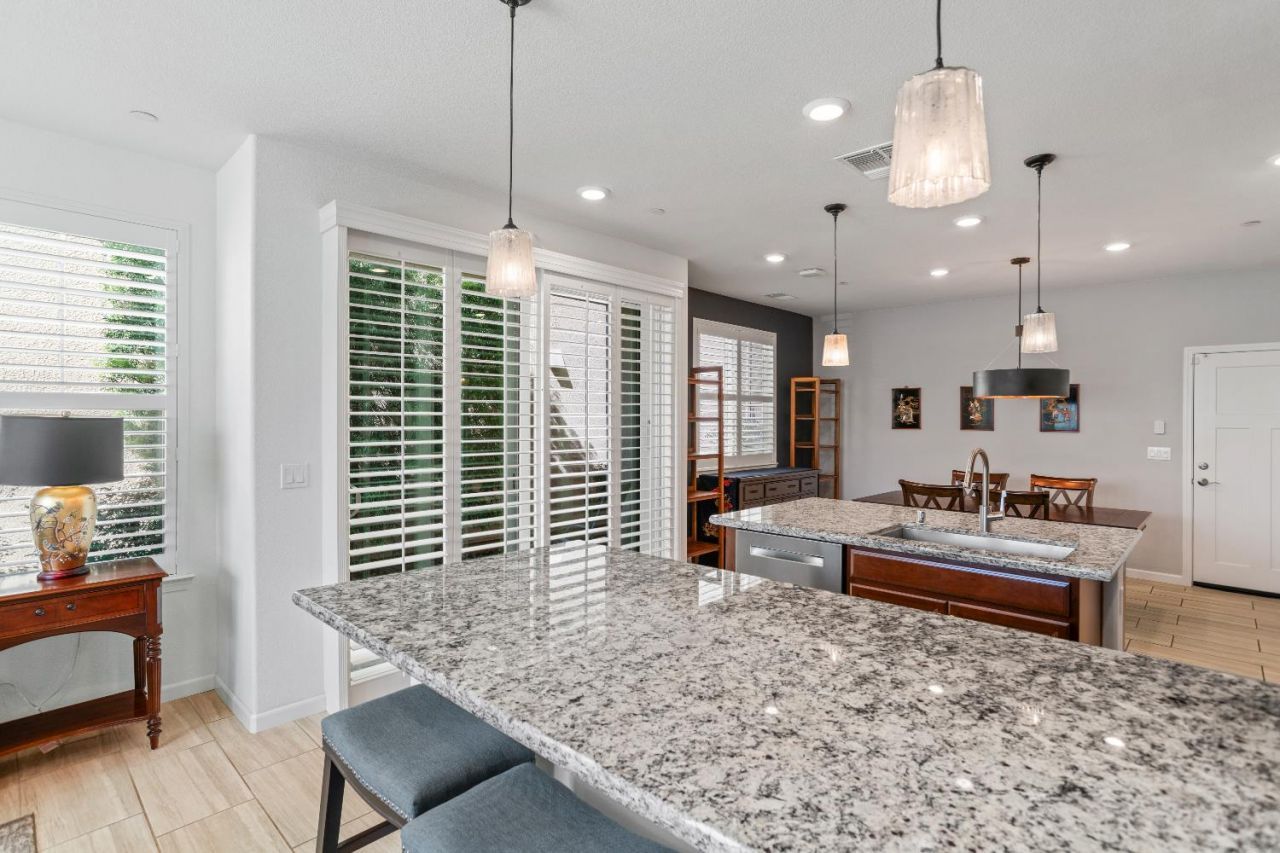 1041 Essington Ln, Roseville, CA 95747 Photo