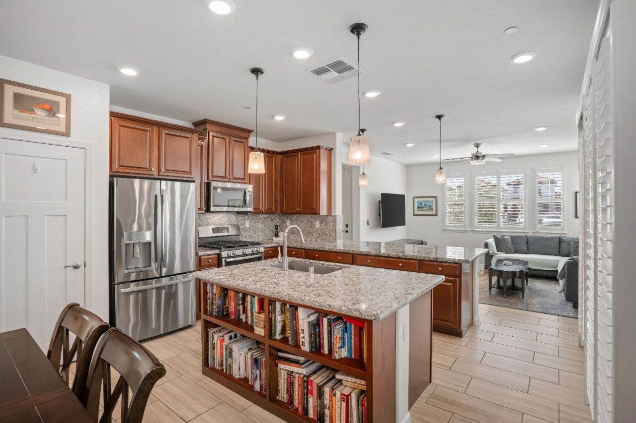 1041 Essington Ln, Roseville, CA 95747 Photo