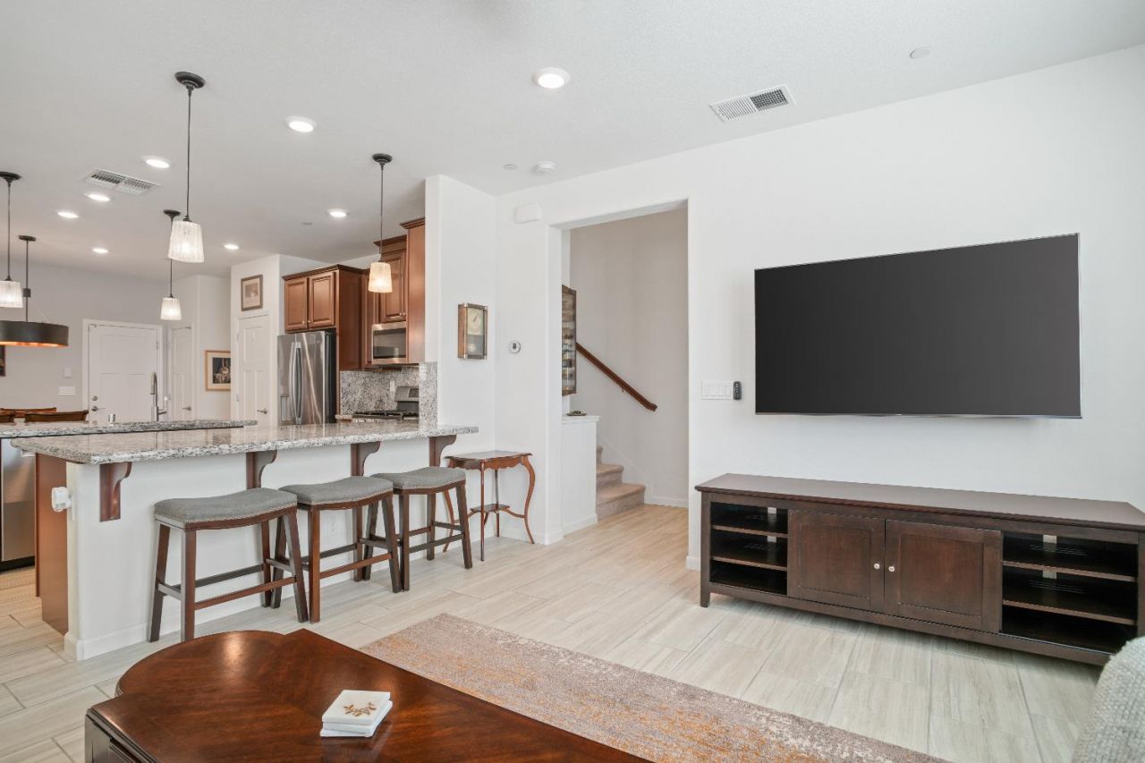 1041 Essington Ln, Roseville, CA 95747 Photo