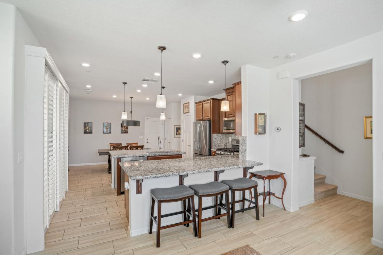 1041 Essington Ln, Roseville, CA 95747 Photo