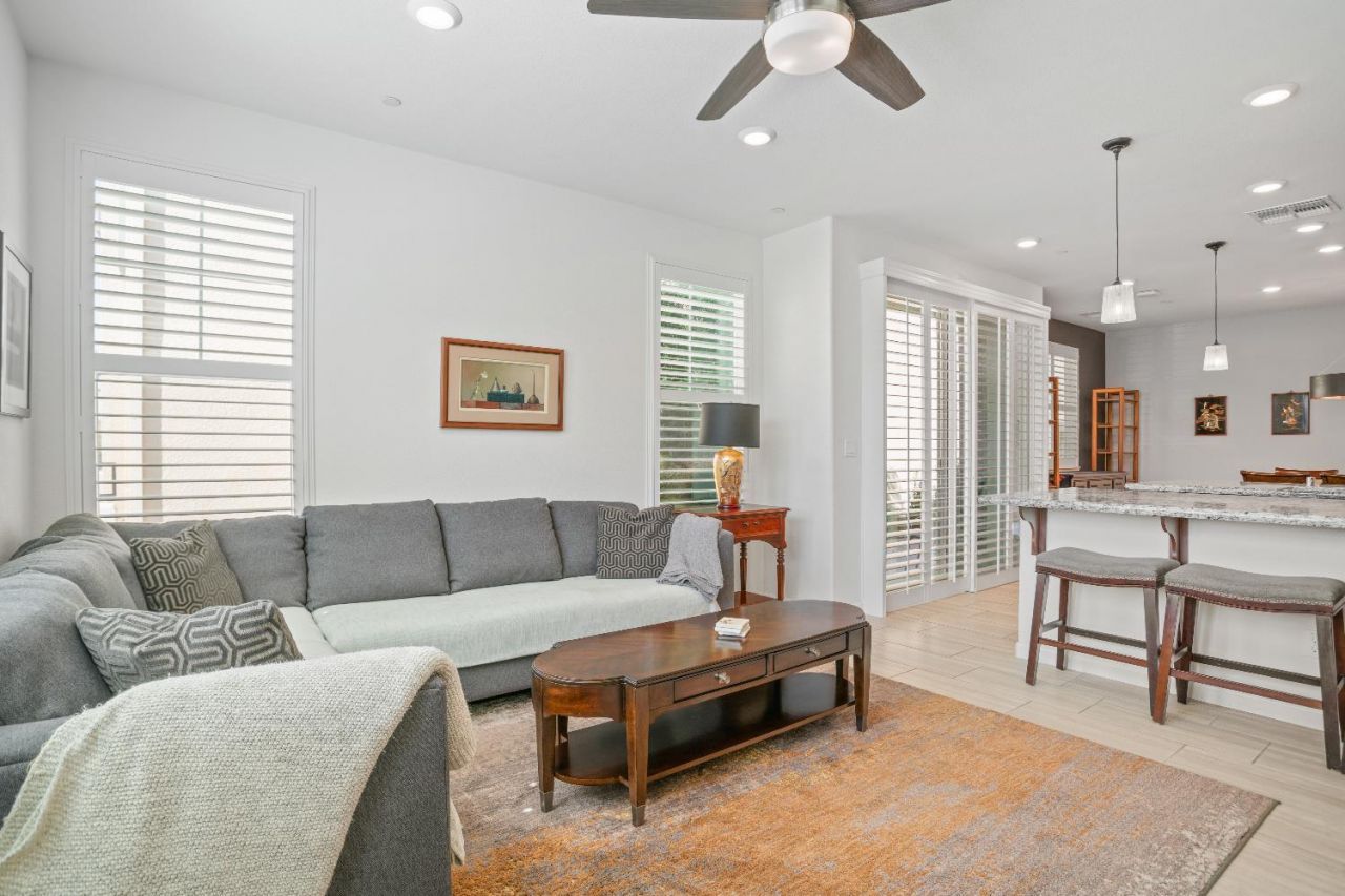 1041 Essington Ln, Roseville, CA 95747 Photo