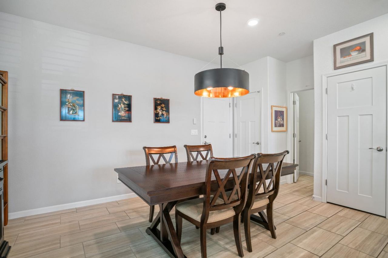 1041 Essington Ln, Roseville, CA 95747 Photo