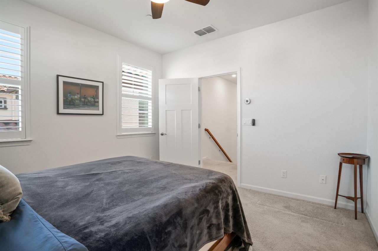 1041 Essington Ln, Roseville, CA 95747 Photo