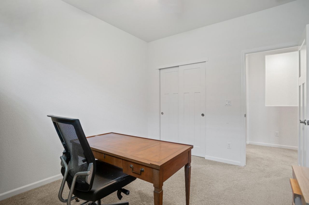 1041 Essington Ln, Roseville, CA 95747 Photo