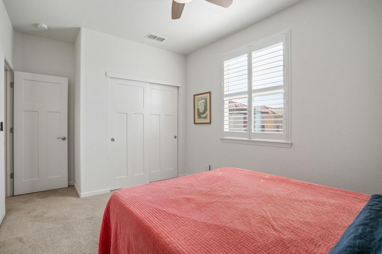 1041 Essington Ln, Roseville, CA 95747 Photo