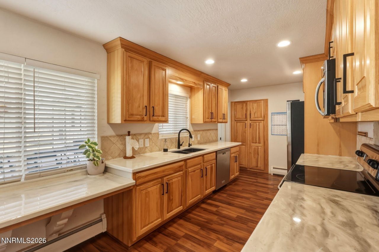 500 Sierra Manor Drive, Reno, NV 89511 Photo