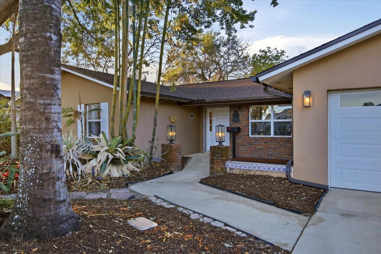 2126 N Hampton Circle , Winter Park, FL 32792 Photo