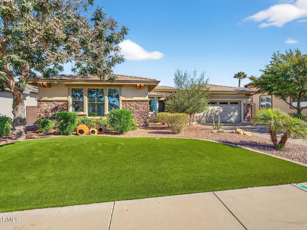 14842 W ALDEA Drive N, Litchfield Park, AZ 85340