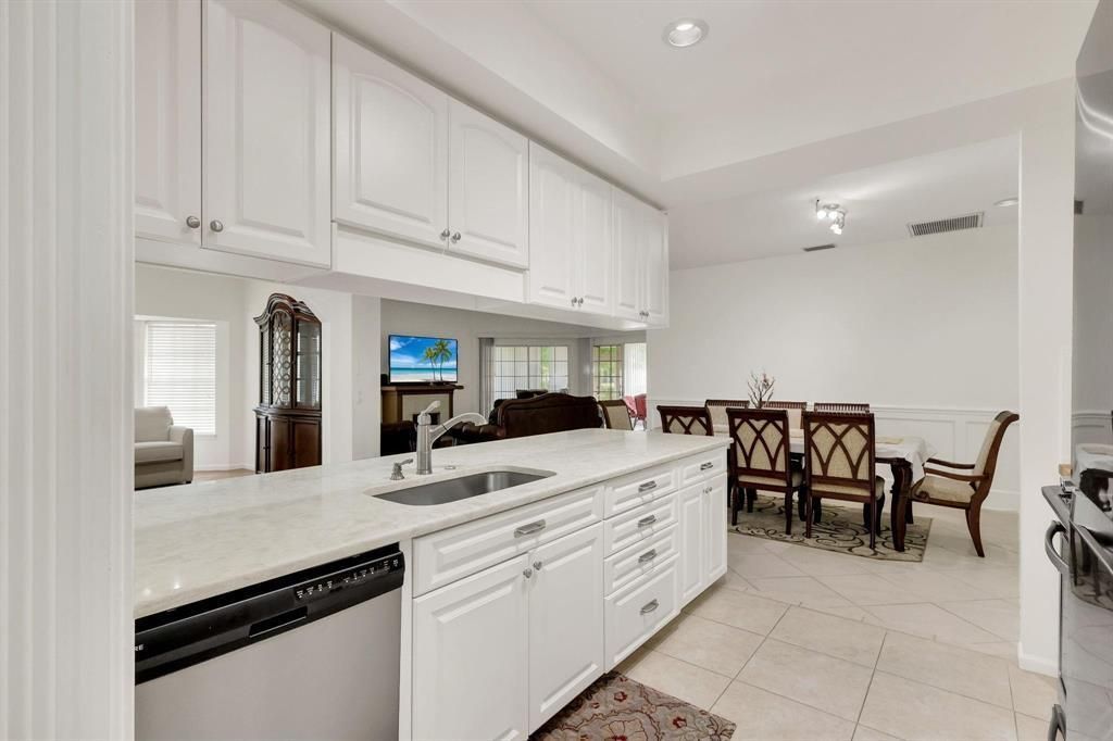 7334 Pine Creek Way, Port Saint Lucie, FL 34986 Photo