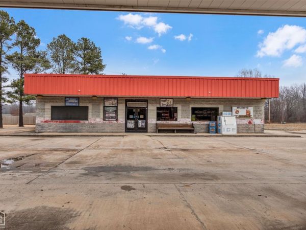 11002 Highway 135N, Lafe, AR 72436