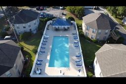 424 Tree Top Ct. photo 4