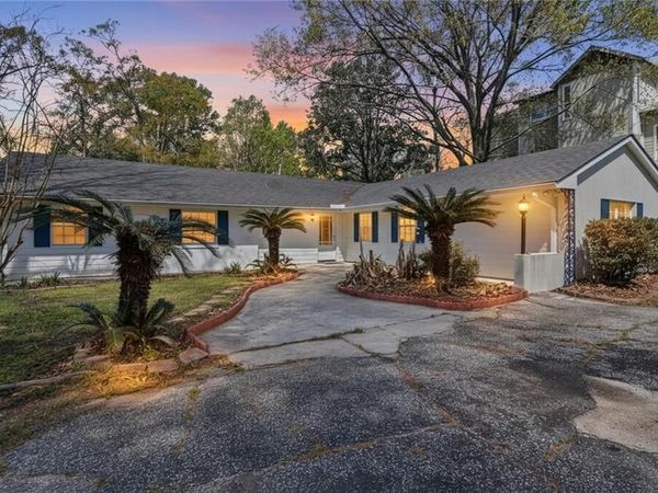 334 WEST Street , Mandeville, LA 70448