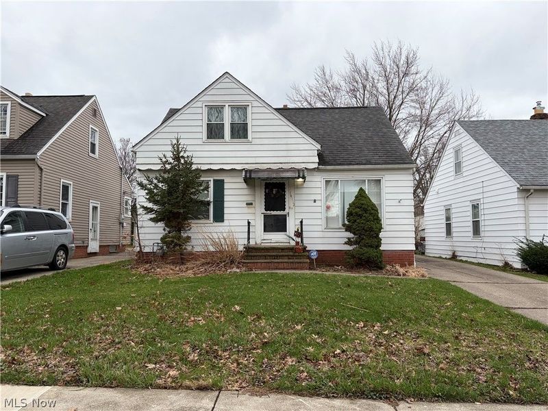 14112 Krems Avenue, Maple Heights, OH 44137 Photo 1