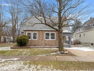 2841 Homeplace Street, Dearborn, MI 48124