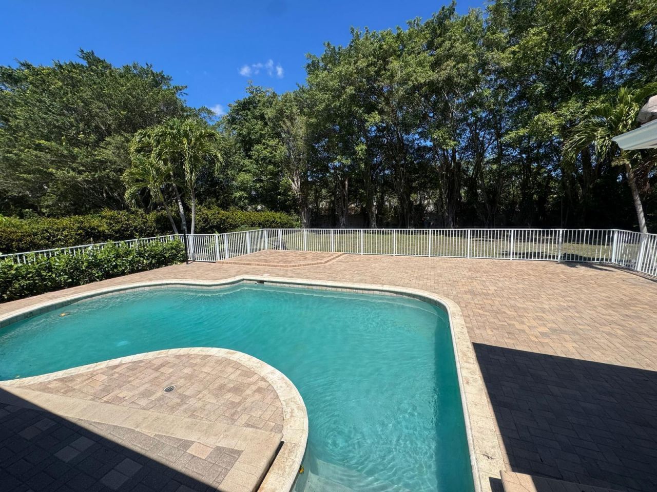 2825 NW Banyan Boulevard Cir Circle Nw, Boca Raton, FL 33431 Photo