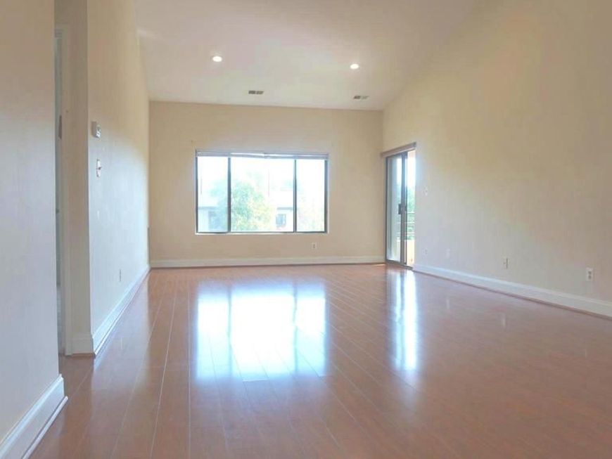 6060 California Circle, Unit 609, Rockville, MD 20852 Main Photo