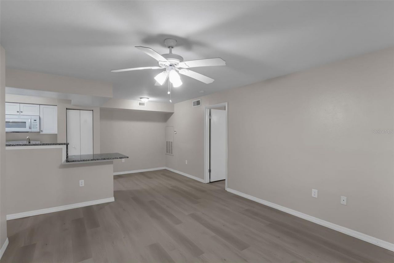 3016 Parkway Boulevard , Unit 206, Kissimmee, FL 34747 Photo