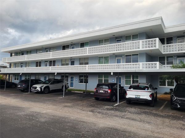 4895 BAY STREET NE, Unit 212, ST PETERSBURG, FL 33703