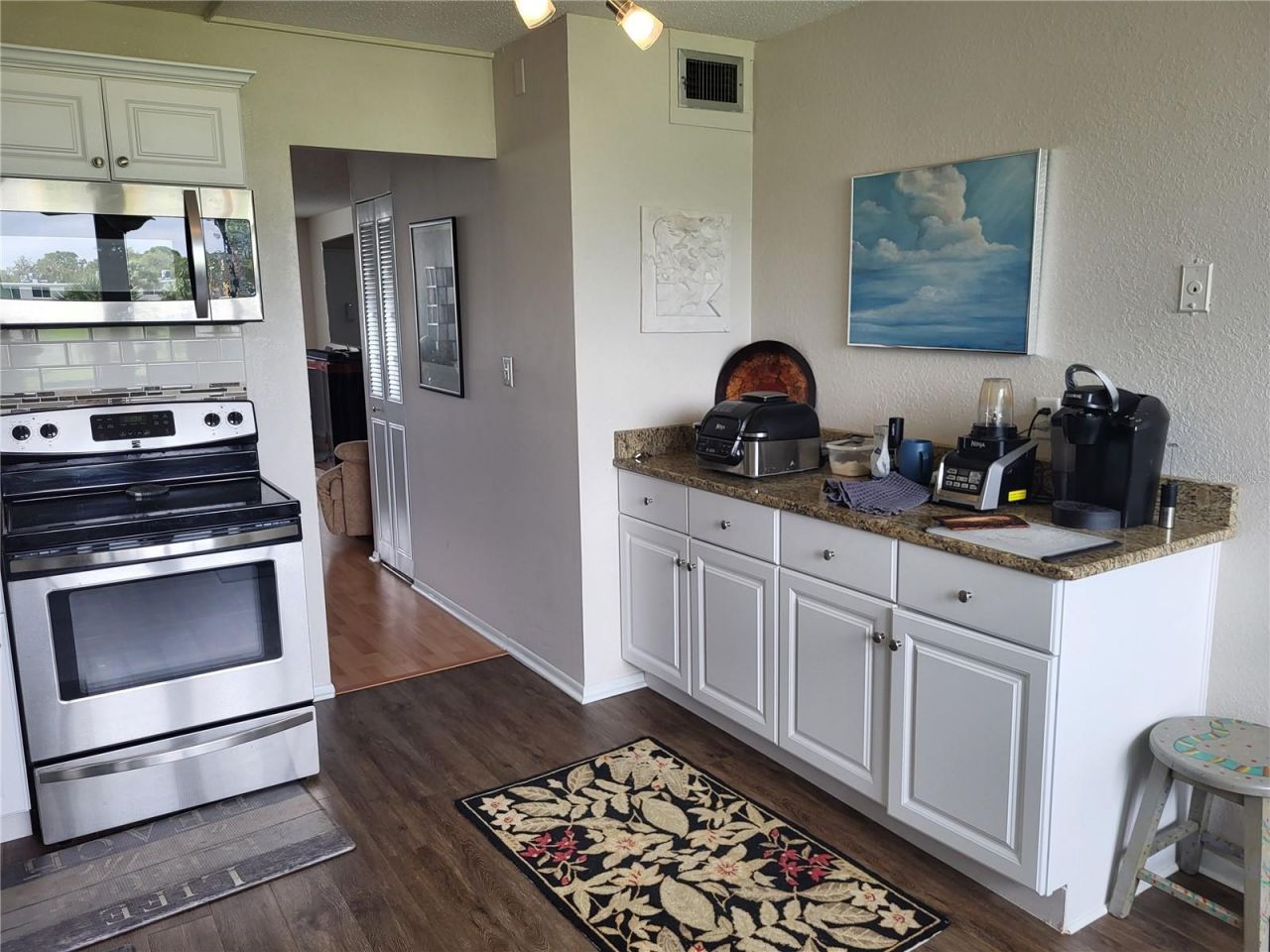 4895 Bay Street Ne, Unit 212, Saint Petersburg, FL 33703 Photo