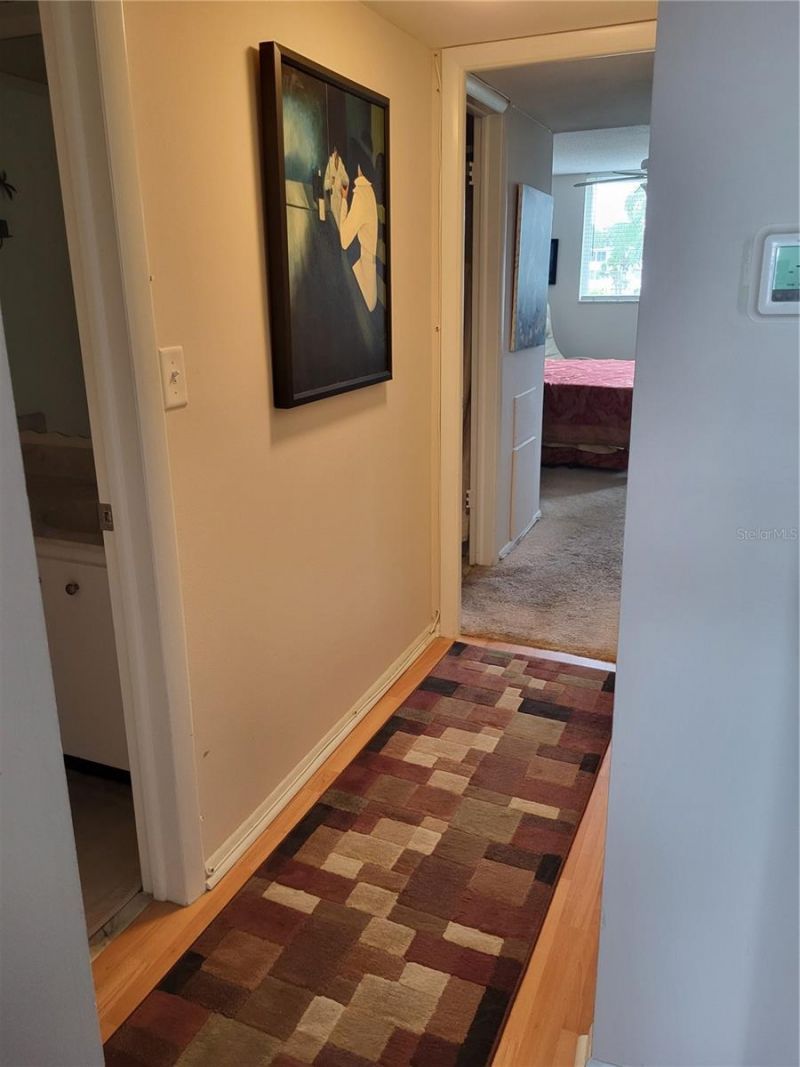 4895 Bay Street Ne, Unit 212, Saint Petersburg, FL 33703 Photo