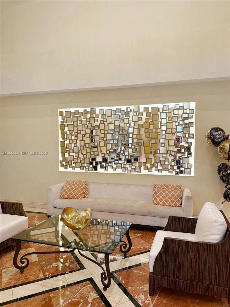 20281 E Country Club Dr , Unit 2409, Aventura, FL 33180 Photo