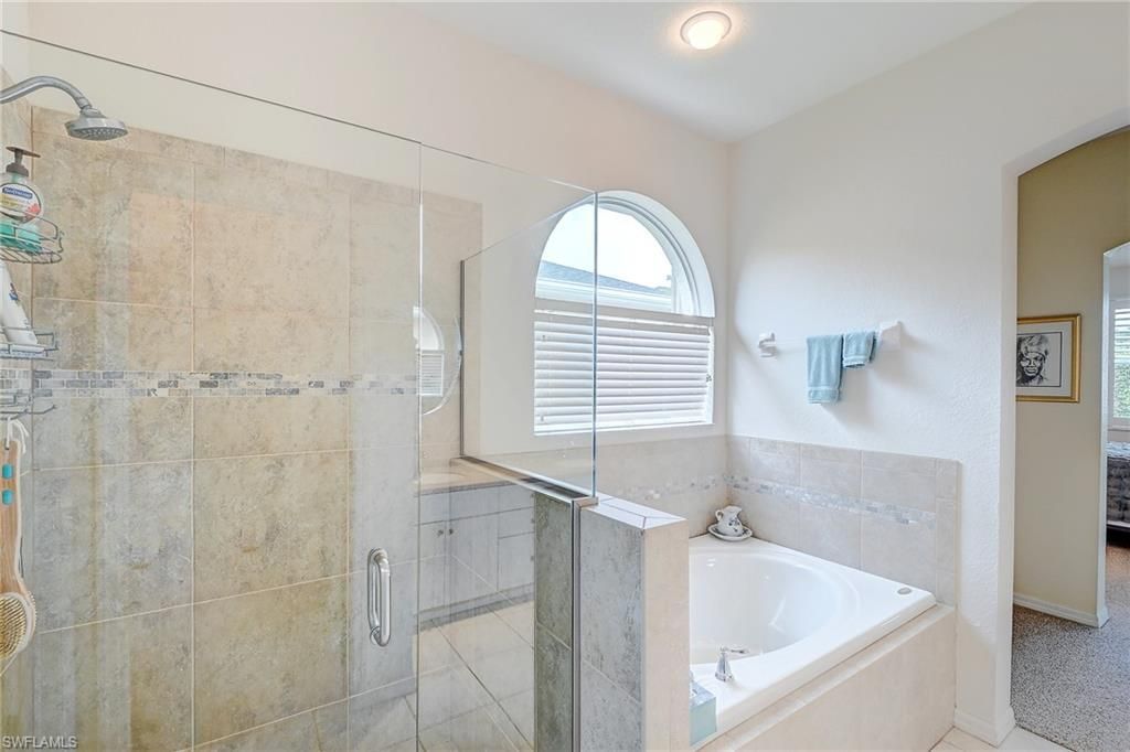 1813 Emerald Cove Dr , Cape Coral, FL 33991 Photo