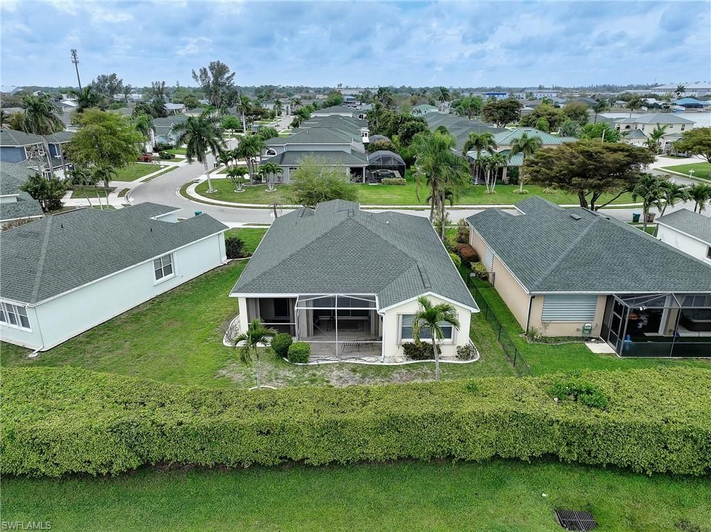 1813 Emerald Cove Dr , Cape Coral, FL 33991 Photo