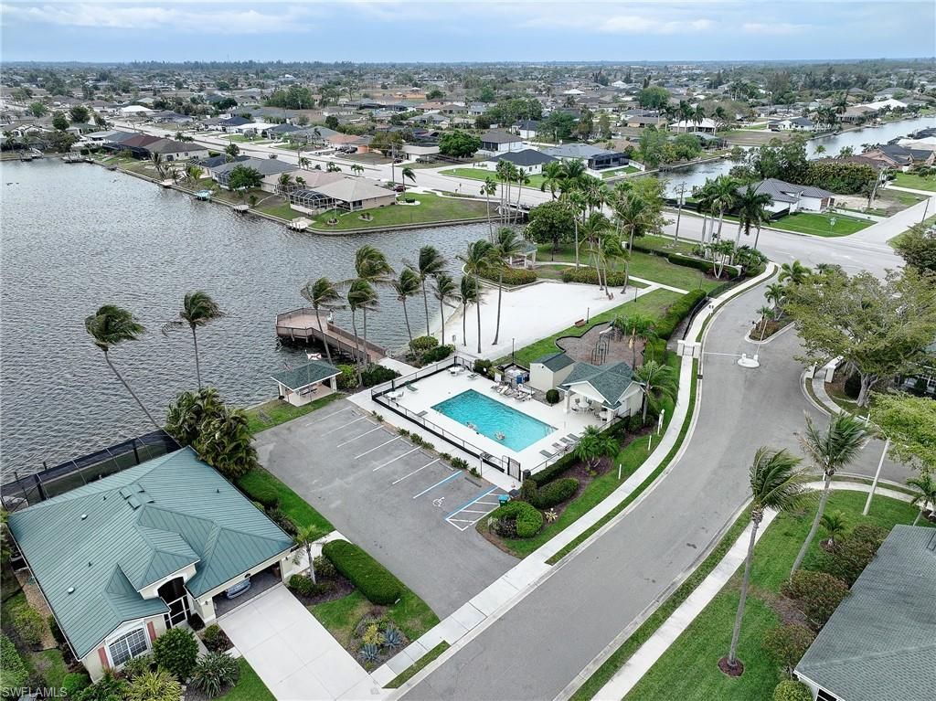 1813 Emerald Cove Dr , Cape Coral, FL 33991 Photo