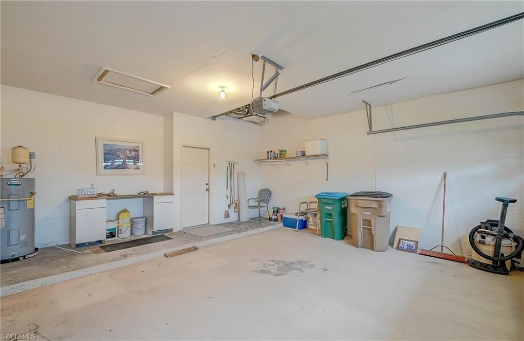 1813 Emerald Cove Dr, Cape Coral, FL 33991 Photo