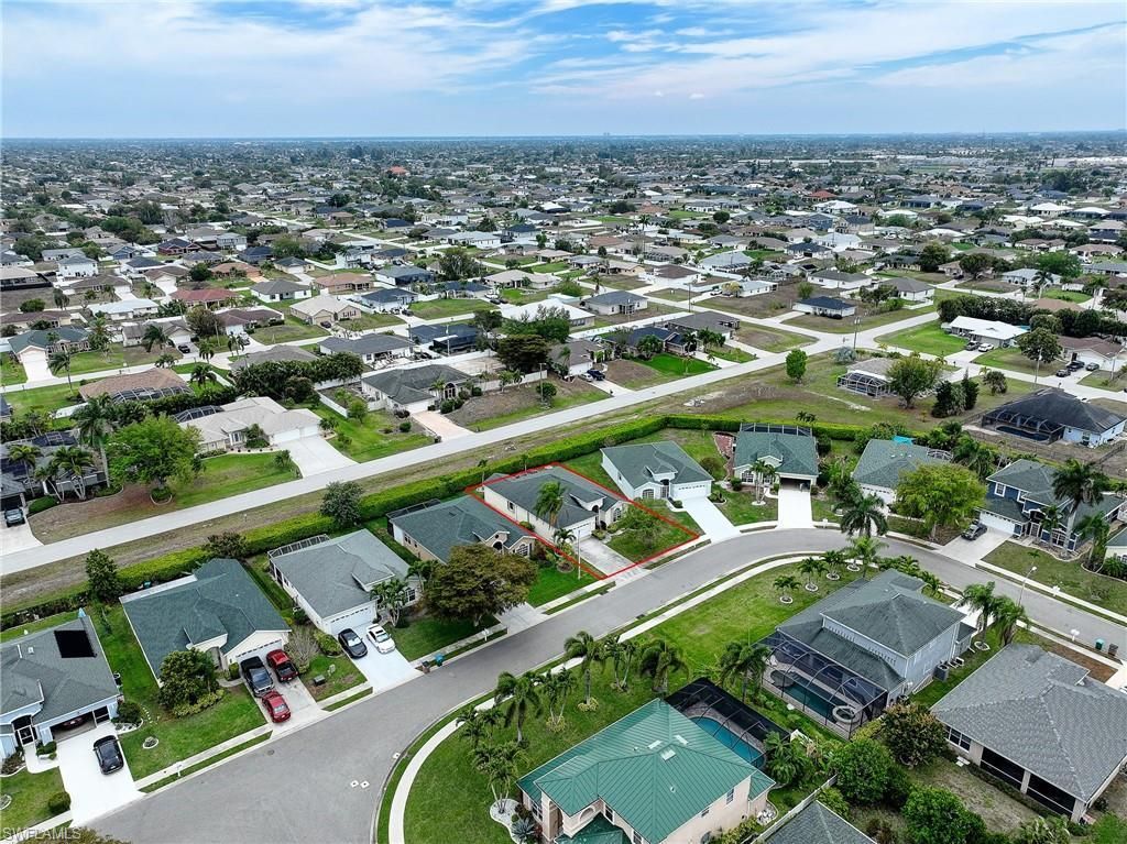 1813 Emerald Cove Dr , Cape Coral, FL 33991 Photo