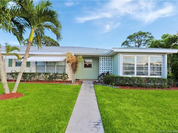 211 Manatee Lane, Unit D, Fort Pierce, FL 34982