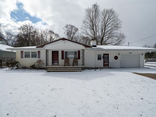 5258 E S Avenue, Vicksburg, MI 49097