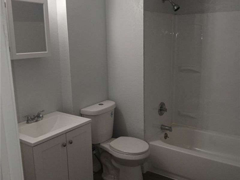 6723 Clement Avenue, Cleveland, OH 44105 Photo 10