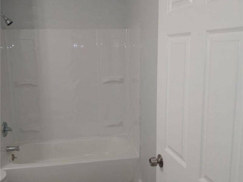 6723 Clement Avenue, Cleveland, OH 44105 Photo 11