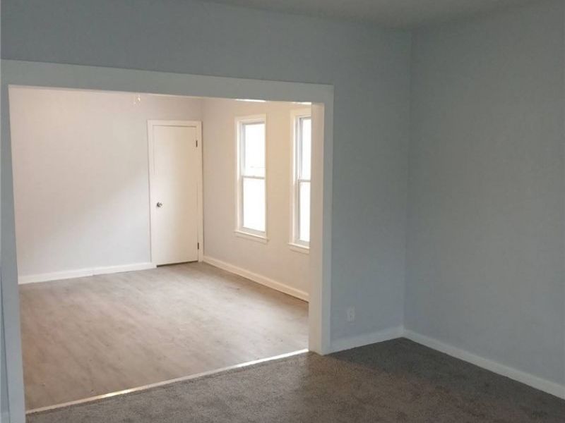 6723 Clement Avenue, Cleveland, OH 44105 Photo 11