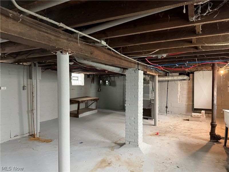 6723 Clement Avenue, Cleveland, OH 44105 Photo 27