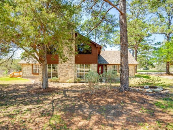 179 Rainbow DR, Bastrop, TX 78602