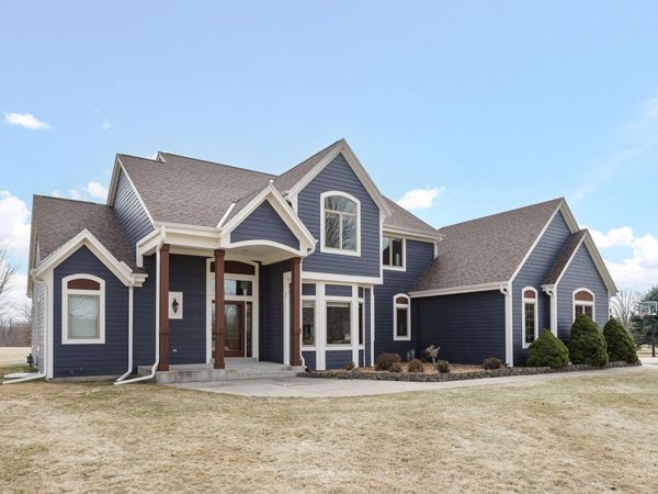 2394 Wildlife Ct, Richfield, WI 53076