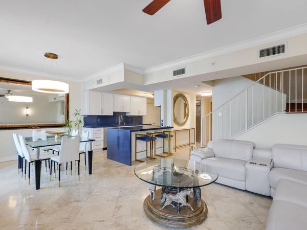 99 SE Mizner Boulevard, Boca Raton, FL 33432