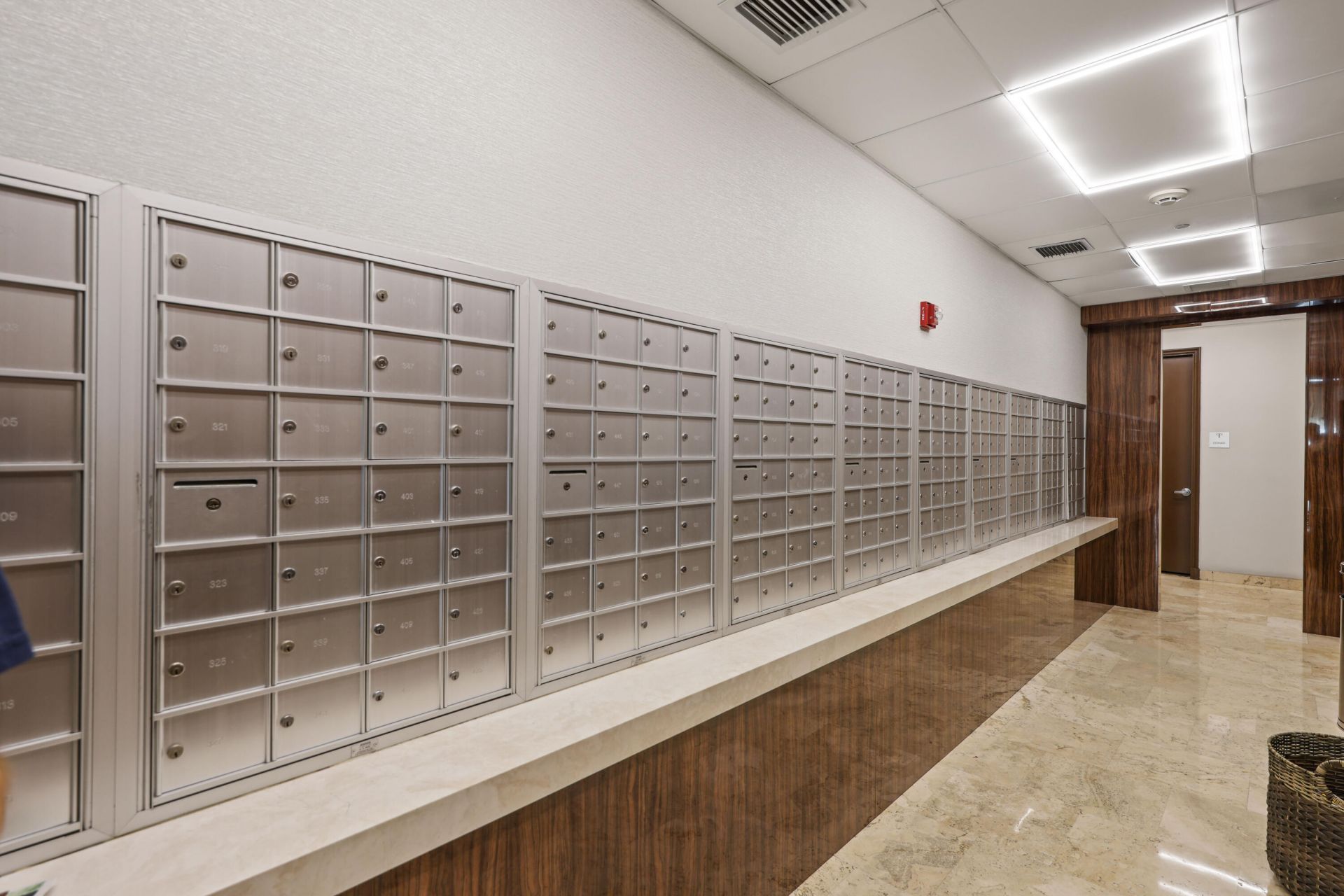 99 SE Mizner Boulevard, Boca Raton, FL 33432 Photo