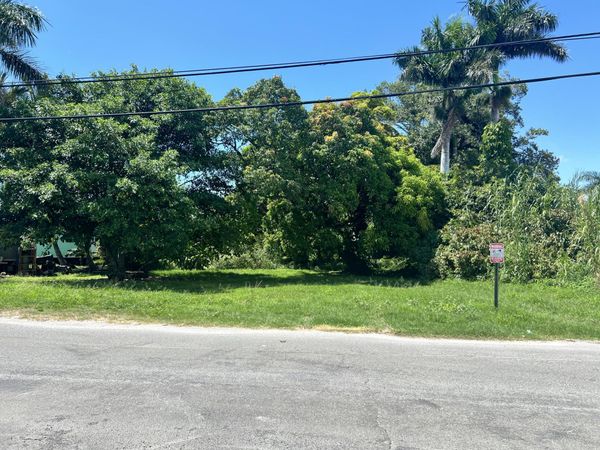 197 W Main Street, Pahokee, FL 33476