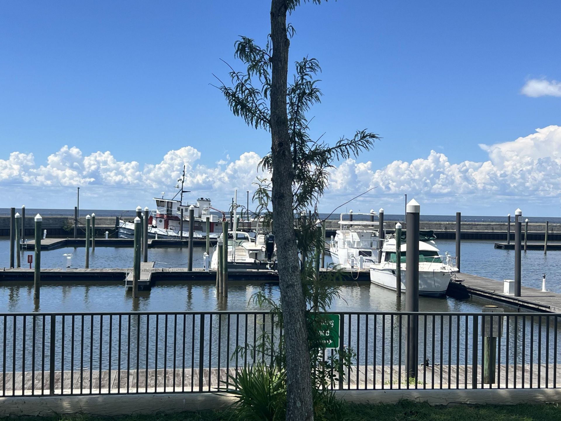 197 W Main Street, Pahokee, FL 33476 Photo