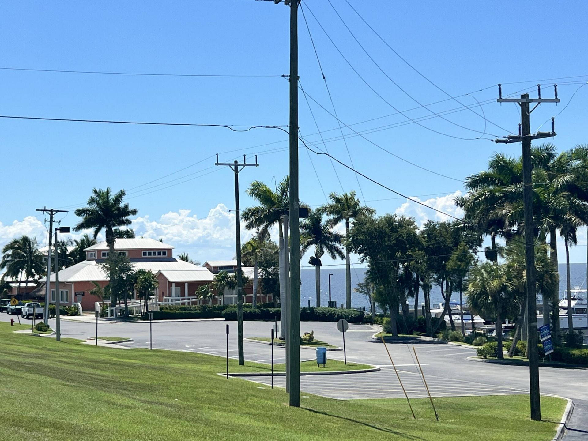 197 W Main Street, Pahokee, FL 33476 Photo