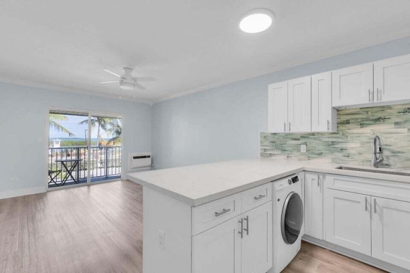 300 Duck Key Drive, Unit 9, Duck, FL 33050 Photo