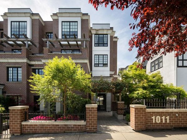 1011 Burdett Ave , Unit 204, Victoria, BC V8V 3G9