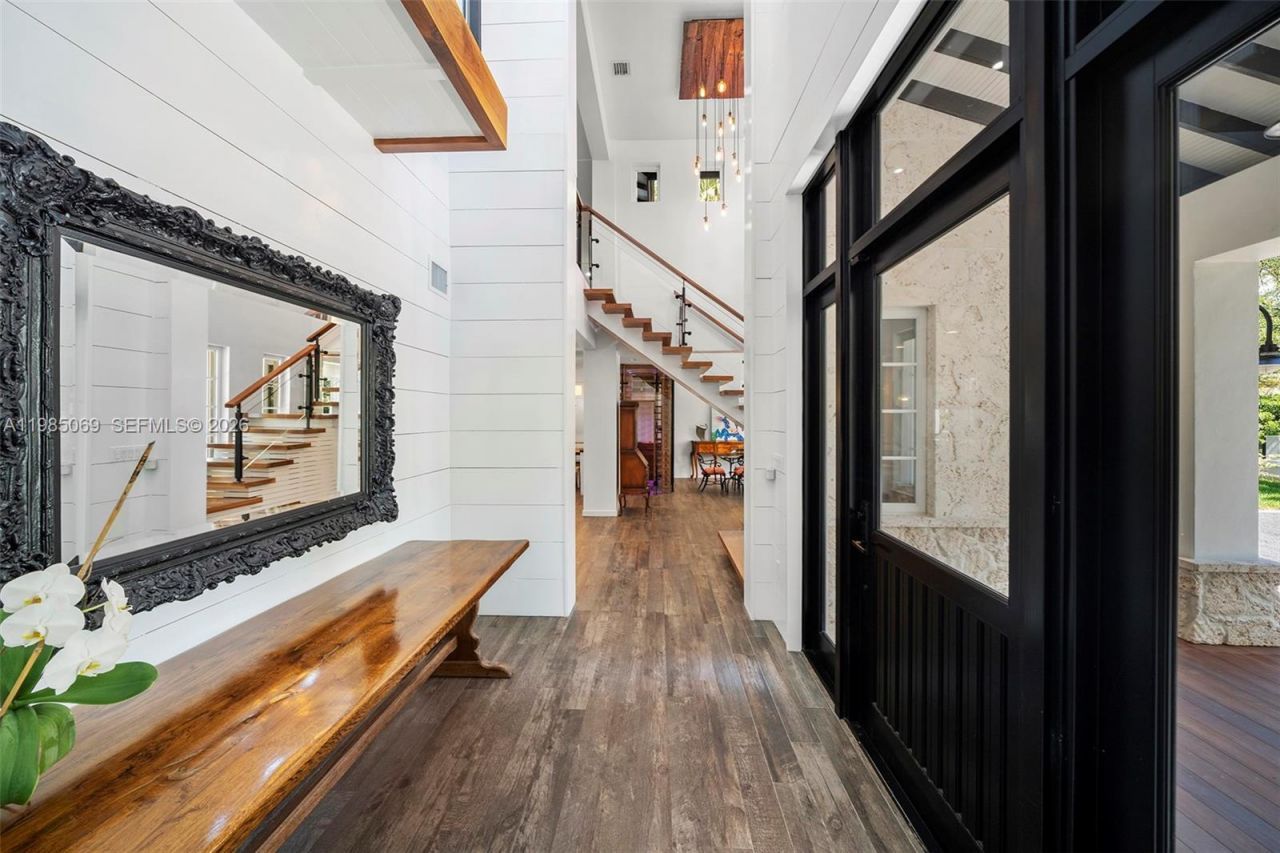 6700 SW 132nd St , Pinecrest, FL 33156 Photo