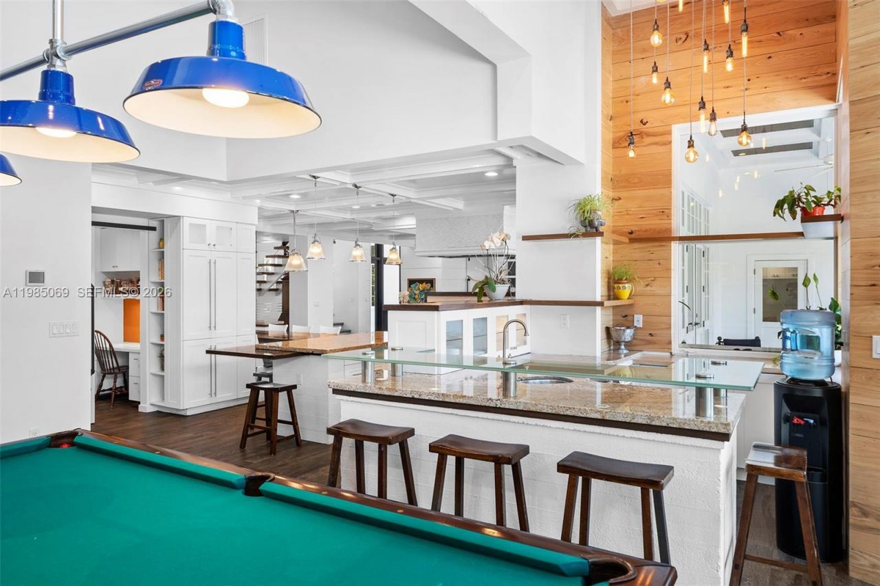 6700 SW 132nd St , Pinecrest, FL 33156 Photo