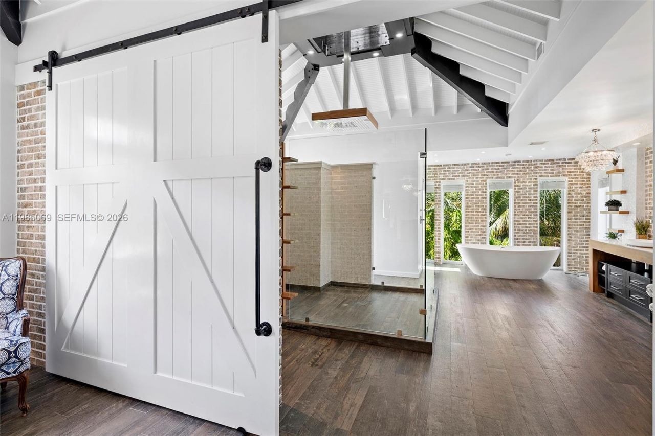 6700 SW 132nd St , Pinecrest, FL 33156 Photo