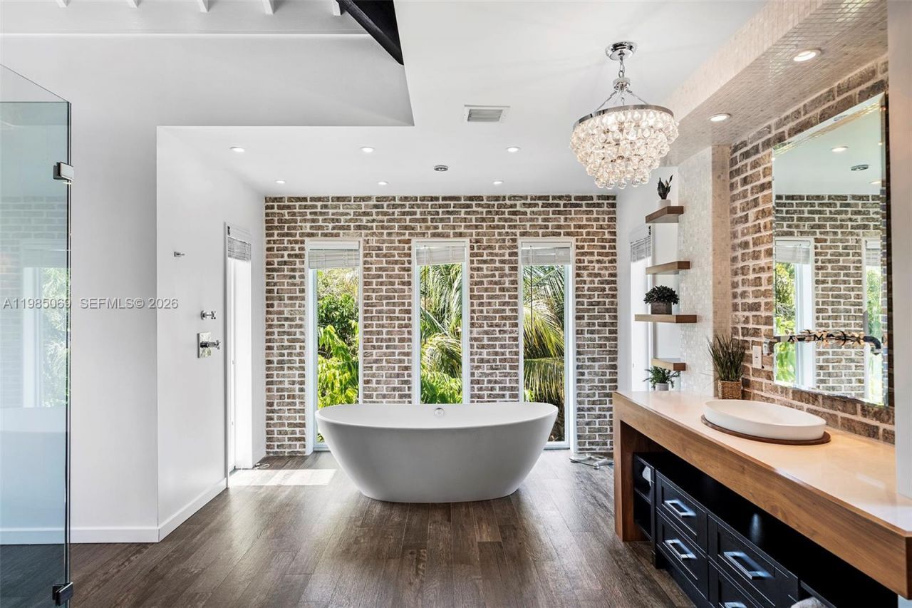 6700 SW 132nd St , Pinecrest, FL 33156 Photo